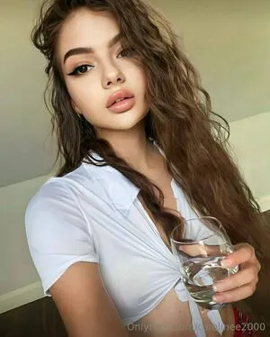 Carolinee2000 OnlyFans Leaked Free Thumbnail Picture - #RBYa2tlAP9