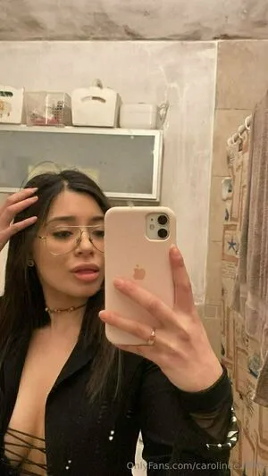 Carolinee2000 OnlyFans Leaked Free Thumbnail Picture - #j0jWqdD4zq