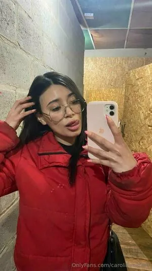 Carolinee2000 OnlyFans Leaked Free Thumbnail Picture - #syl7dbXgdh