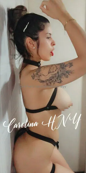 Carolinehoneyy OnlyFans Leaked Free Thumbnail Picture - #5wuAcThfnk