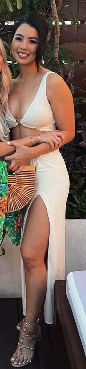 Carolinekwan OnlyFans Leaked Free Thumbnail Picture - #16EiAVwHhk