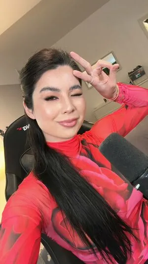 Carolinekwan OnlyFans Leaked Free Thumbnail Picture - #2gzTjQNTg3