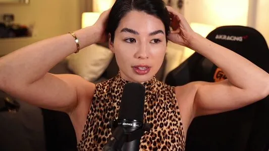 Carolinekwan OnlyFans Leaked Free Thumbnail Picture - #7dPeWjEjdB