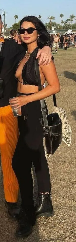 Carolinekwan OnlyFans Leaked Free Thumbnail Picture - #7h1g3bc7f6