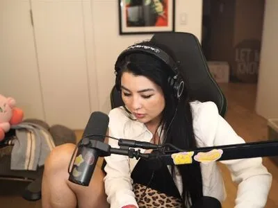 Carolinekwan OnlyFans Leaked Free Thumbnail Picture - #9Pu8y3Q8in