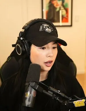 Carolinekwan OnlyFans Leaked Free Thumbnail Picture - #Eipdaq3nQ9