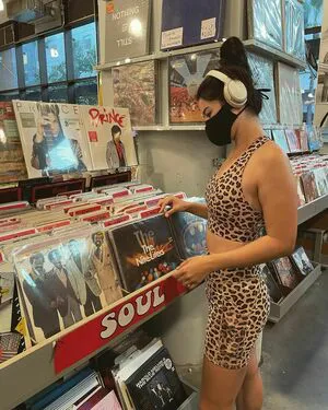 Carolinekwan OnlyFans Leaked Free Thumbnail Picture - #UyfMXYlqQe