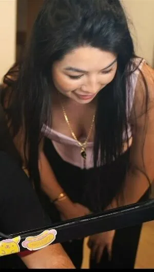 Carolinekwan OnlyFans Leaked Free Thumbnail Picture - #VUa4sfGtX4