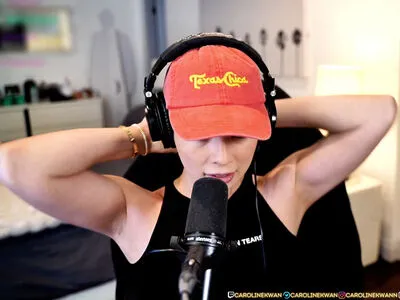 Carolinekwan OnlyFans Leaked Free Thumbnail Picture - #Vjf5ik0GDy