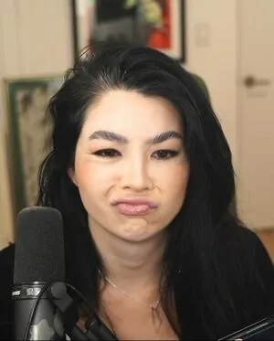 Carolinekwan OnlyFans Leaked Free Thumbnail Picture - #aLFagIAU8U