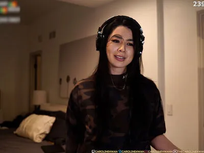Carolinekwan OnlyFans Leaked Free Thumbnail Picture - #b8i4j6MclN