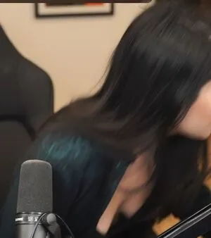 Carolinekwan OnlyFans Leaked Free Thumbnail Picture - #gprFelFPvP