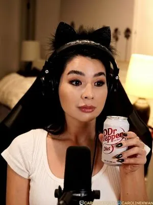 Carolinekwan OnlyFans Leaked Free Thumbnail Picture - #pP78Y0ygii