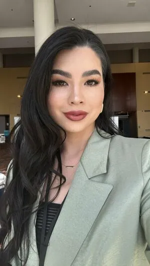 Carolinekwan OnlyFans Leaked Free Thumbnail Picture - #v6sB2pFAKq