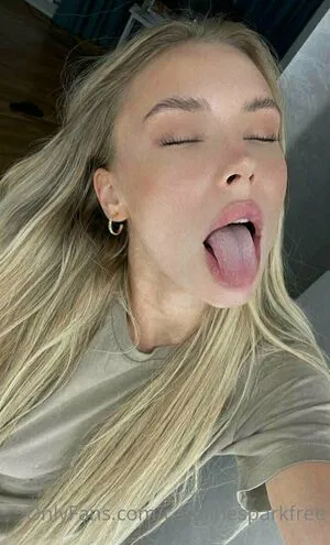 Carolinesparkfree OnlyFans Leaked Free Thumbnail Picture - #4JqUe8cwxw