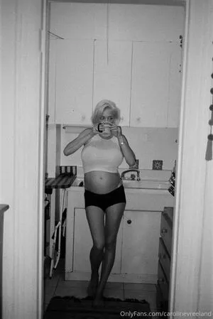 Carolinevreeland OnlyFans Leaked Free Thumbnail Picture - #KfWJ9oB5uv