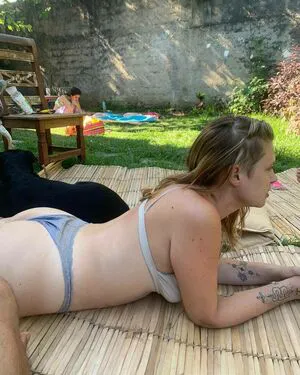 Carolinie Figueiredo OnlyFans Leaked Free Thumbnail Picture - #786OQbEZ8S