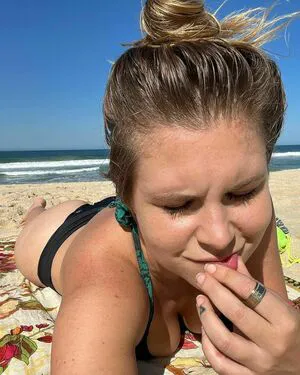 Carolinie Figueiredo OnlyFans Leaked Free Thumbnail Picture - #LiKuVEPUhU