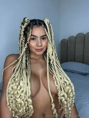 Carolmarthy OnlyFans Leaked Free Thumbnail Picture - #kpdciWm4H4