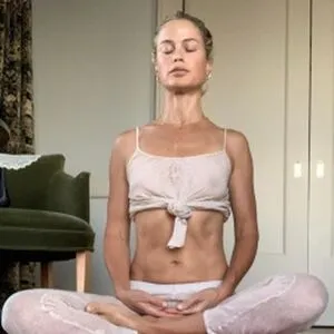 Carolyn Murphy OnlyFans Leaked Free Thumbnail Picture - #DUELZDew4b