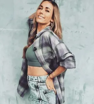 Carpendale OnlyFans Leaked Free Thumbnail Picture - #b9Q62unCLl