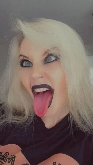 Carrie Cannie Carrie Cannie OnlyFans Leaked Free Thumbnail Picture - #D3V293bZQG