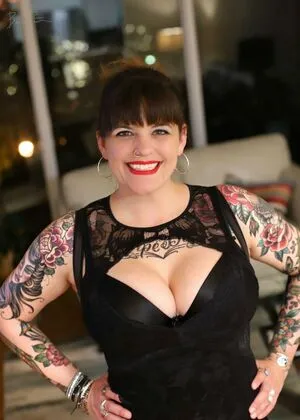 Carrie Capri OnlyFans Leaked Free Thumbnail Picture - #jidEodGMNV