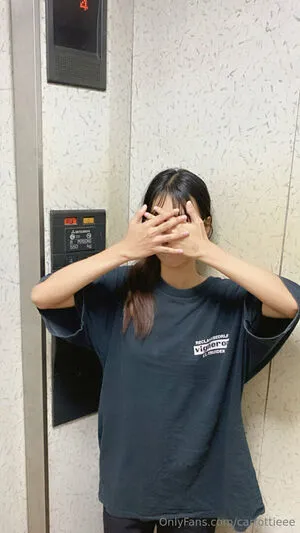 Carrottieee OnlyFans Leaked Free Thumbnail Picture - #tUsFy2M3pc