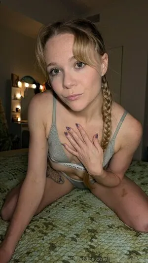 Carrs Content OnlyFans Leaked Free Thumbnail Picture - #AnoQfEbH7j