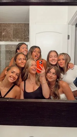 Carsen R OnlyFans Leaked Free Thumbnail Picture - #BBoTAbWRiB