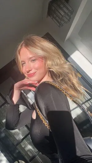 Carsen R OnlyFans Leaked Free Thumbnail Picture - #sg3fc1XHtn