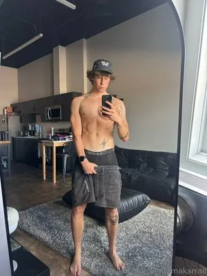 Carsonmakarrall OnlyFans Leaked Free Thumbnail Picture - #2GawNZFlRH