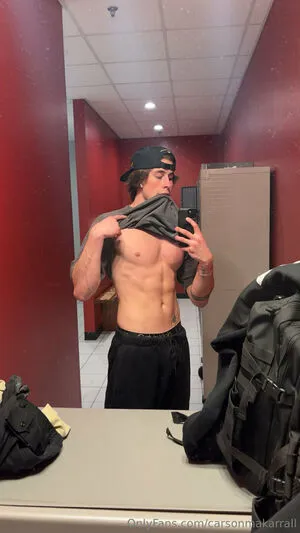 Carsonmakarrall OnlyFans Leaked Free Thumbnail Picture - #3rERLir4H8