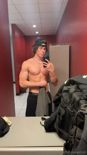 Carsonmakarrall OnlyFans Leaked Free Thumbnail Picture - #HOBxEjCI79