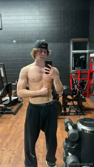 Carsonmakarrall OnlyFans Leaked Free Thumbnail Picture - #HoB7cj05PO