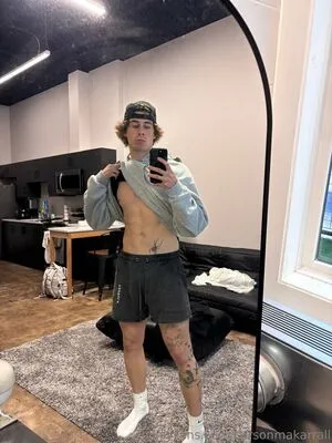 Carsonmakarrall OnlyFans Leaked Free Thumbnail Picture - #KIFzaygB31