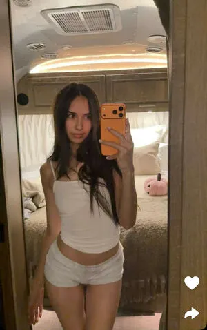 Caryn Marjorie OnlyFans Leaked Free Thumbnail Picture - #cwibEssOLM