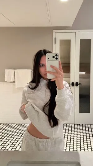 Caryn Marjorie OnlyFans Leaked Free Thumbnail Picture - #heAONNXUz3