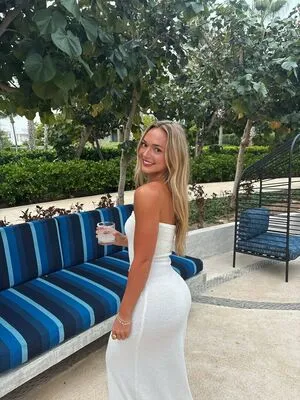 Carys Abbott OnlyFans Leaked Free Thumbnail Picture - #32aB6vi4hk