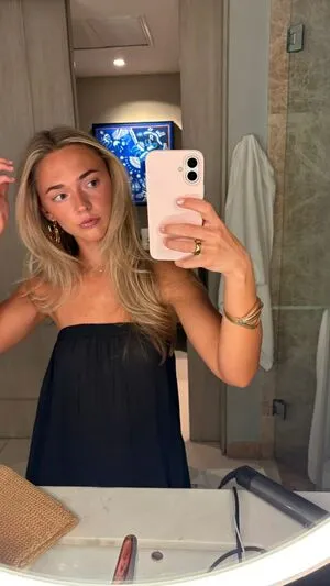 Carys Abbott OnlyFans Leaked Free Thumbnail Picture - #w7sOwy5or5