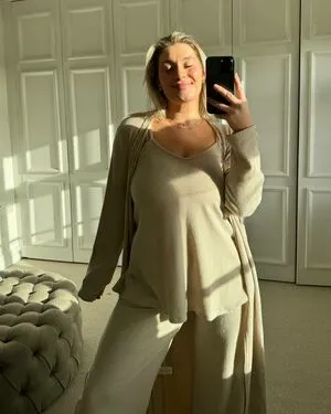 Carys Whittaker OnlyFans Leaked Free Thumbnail Picture - #61aNeuS8v6