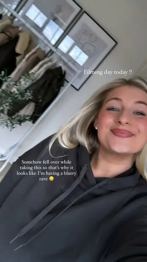 Carys Whittaker OnlyFans Leaked Free Thumbnail Picture - #F99nixXiVw