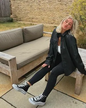 Carys Whittaker OnlyFans Leaked Free Thumbnail Picture - #MaXyQj5NZk