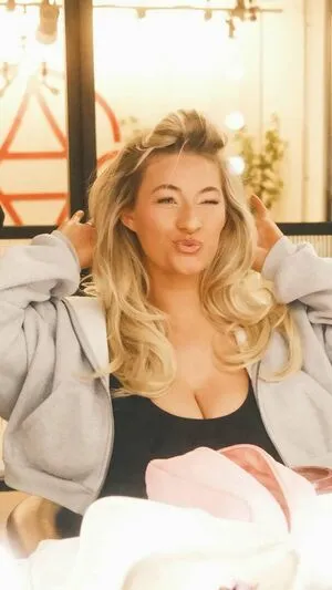 Carys Whittaker OnlyFans Leaked Free Thumbnail Picture - #eKBD2NJoa4