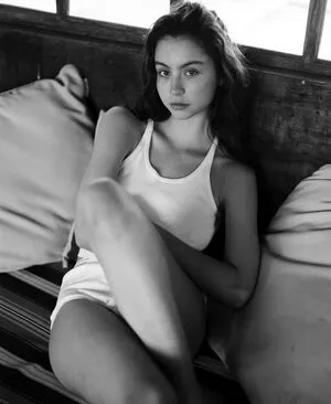 Carys Zeta Douglas OnlyFans Leaked Free Thumbnail Picture - #HdInb6Z6XJ
