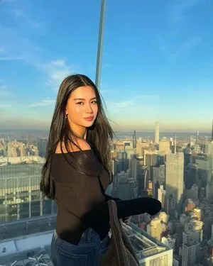 Carysyui Carys OnlyFans Leaked Free Thumbnail Picture - #0Efe65mfGf