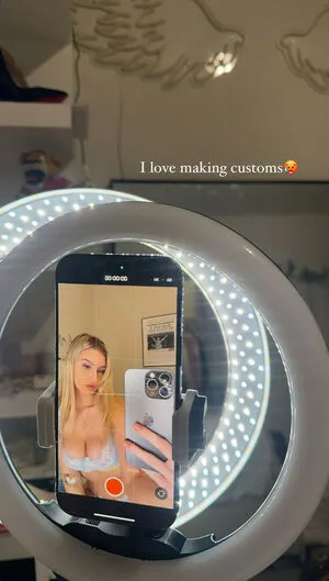 Cas Summer OnlyFans Leaked Free Thumbnail Picture - #CuEQRAZFot