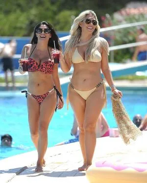 Casey Batchelor OnlyFans Leaked Free Thumbnail Picture - #a2wYHILL2e