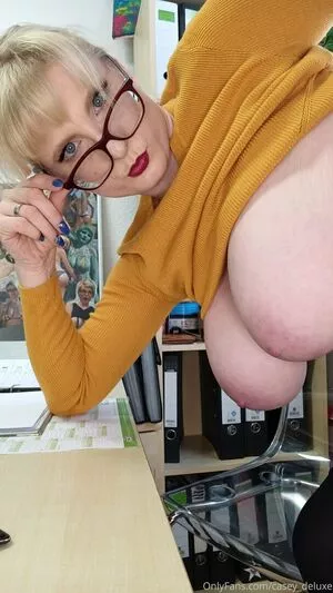 Casey Deluxe OnlyFans Leaked Free Thumbnail Picture - #H3lLID5JfM