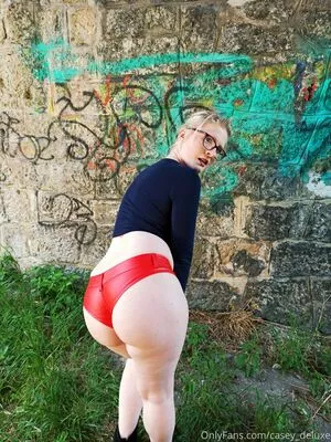 Casey Deluxe OnlyFans Leaked Free Thumbnail Picture - #Pn4r98Vpum